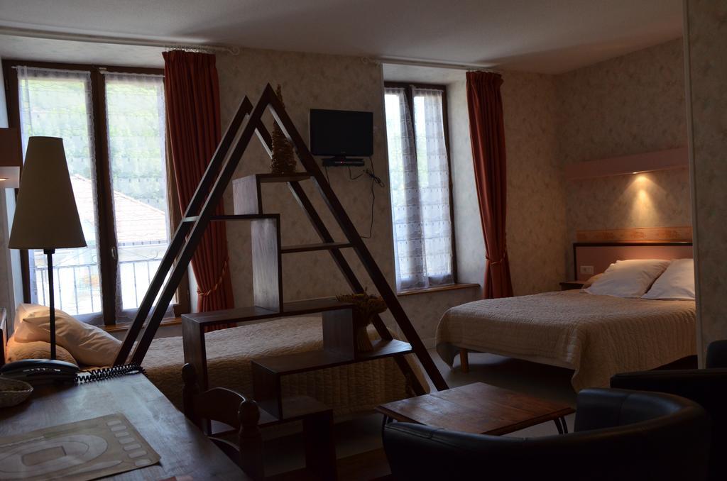 Logis Auberge De L'Allagnonette Saint-Poncy Eksteriør bilde