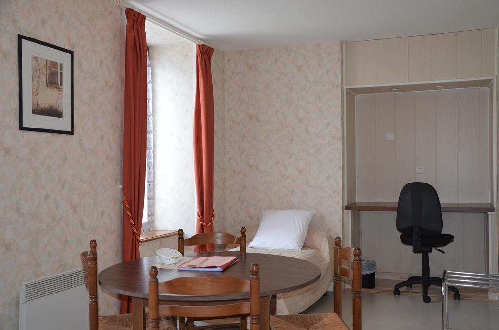 Logis Auberge De L'Allagnonette Saint-Poncy Eksteriør bilde