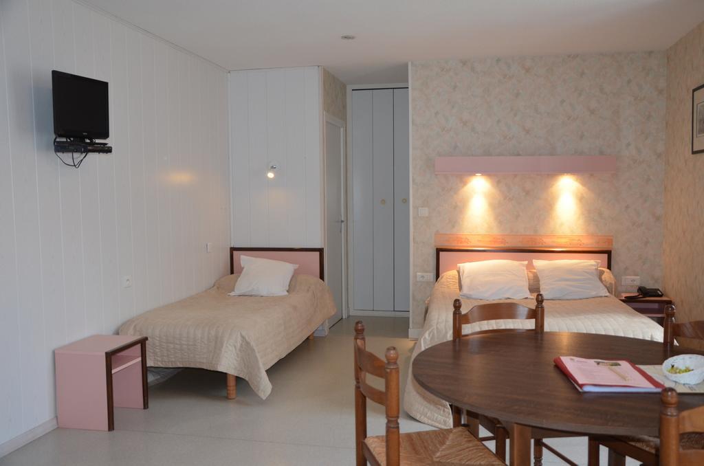 Logis Auberge De L'Allagnonette Saint-Poncy Eksteriør bilde